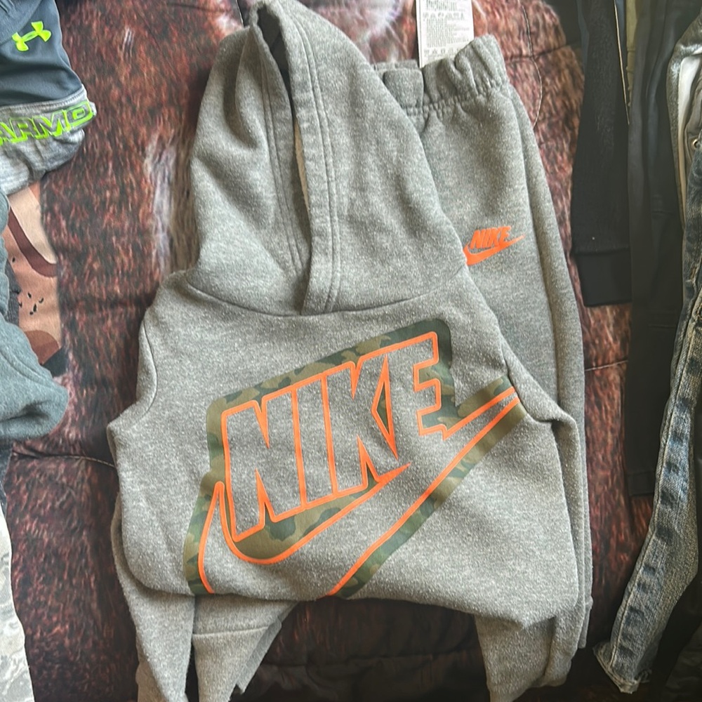 Nike sweat suit 2T